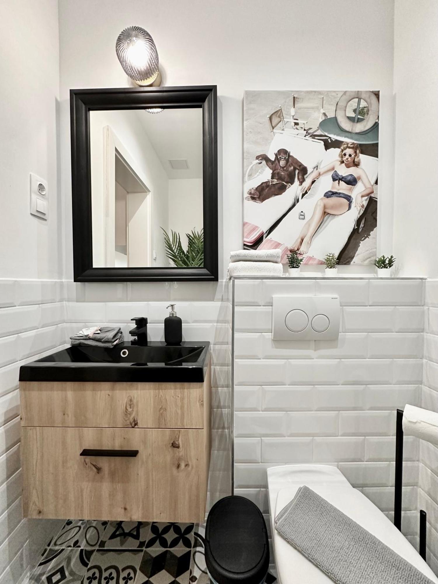 Premium Apartment By Hi5- Brody Street Budapest Exterior foto